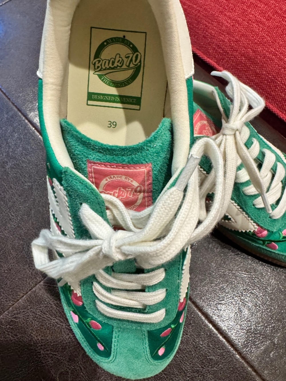 Back 70 Cloud Sneakers - green and pink, size 39, worn just a handful of times